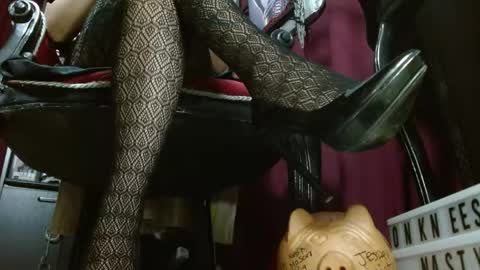 Goddess Sara online show from May 31, 2026, 4:14 pm