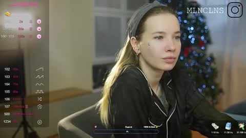 MELANIE  PVT ONLY 60TK PER MIN online show from December 17, 2025, 7:47 am