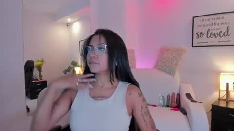melan_owen online show from July 27, 2026, 6:48 pm