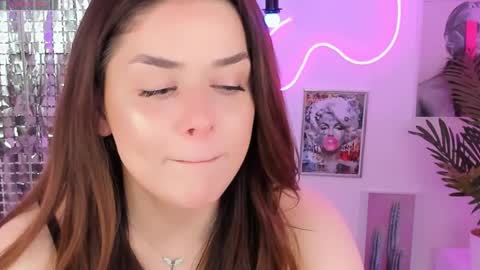 melanie__neal online show from May 14, 2026, 7:26 am