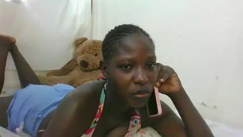 melanie_bae1 online show from May 19, 2026, 9:59 am