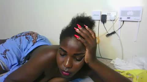 melanie_bae1 online show from June 4, 2026, 12:22 pm