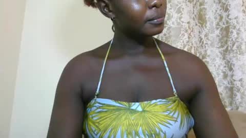 melanie_bae1 online show from July 8, 2026, 8:46 pm