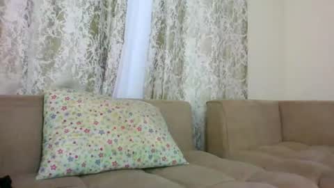melanie_bae1 online show from July 17, 2026, 8:54 am