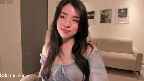 Melanie online show from May 13, 2026, 1:36 am