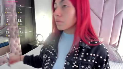 Snapshot of melanie_roux_ chatting on November 5, 2025, 11:54 am Melanie roux online show from November 5, 2025, 11:54 am