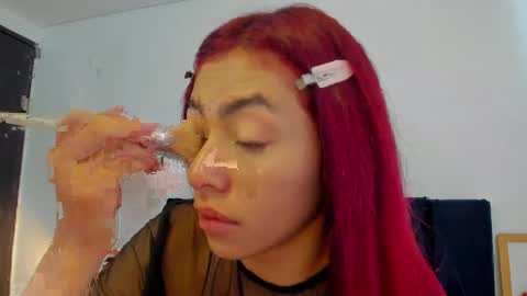 Melanie roux  online show from April 10, 2026, 12:21 pm