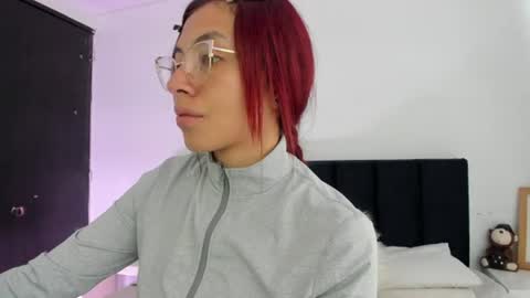 Snapshot of melanie_roux_ chatting on June 23, 2026, 12:47 pm Melanie roux online show from June 23, 2026, 12:47 pm