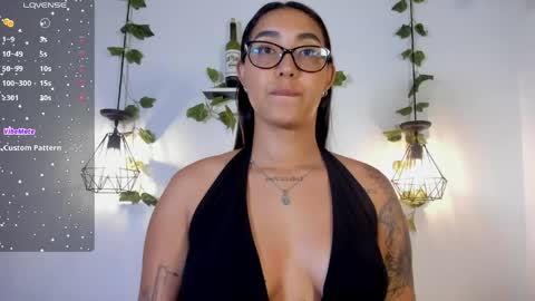 Melanie online show from June 2, 2026, 2:02 am