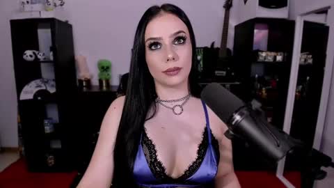 Snapshot of melanielipps chatting on March 3, 2025, 4:35 pm Melanie online show from March 3, 2025, 4:35 pm