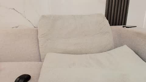 Melanie online show from February 15, 2026, 7:51 am