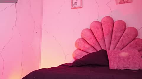 MelanyLuv online show from March 24, 2026, 9:09 pm