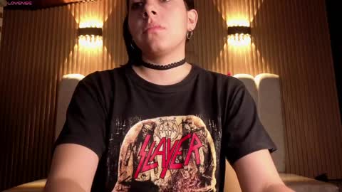 melanny_petite online show from April 1, 2026, 12:50 pm