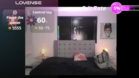 melanny_petite online show from June 10, 2026, 12:04 pm