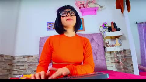 Melanny taylor online show from November 29, 2025, 10:02 pm