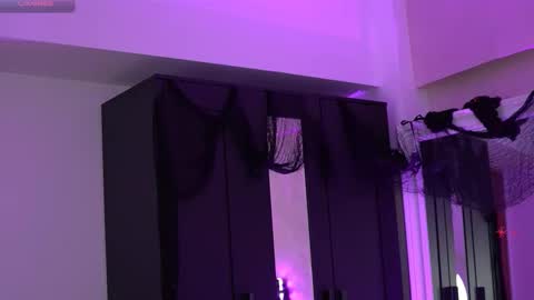 Snapshot of melanyass chatting on November 1, 2025, 4:58 am Mellanya online show from November 1, 2025, 4:58 am