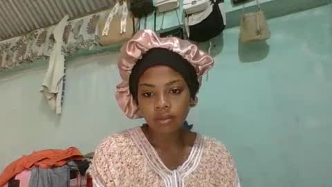 meliana98 online show from December 17, 2025, 5:35 am