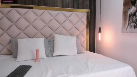 Snapshot of meliissa_cano chatting on May 14, 2026, 7:42 pm Meliisa online show from May 14, 2026, 7:42 pm