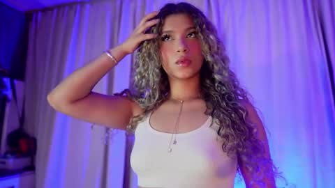 Snapshot of melina_smith1 chatting on May 1, 2026, 7:40 pm MelinaSmith online show from May 1, 2026, 7:40 pm