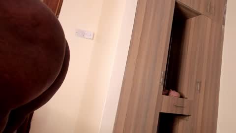 Snapshot of melinda_rosy chatting on December 10, 2024, 5:39 am rose online show from December 10, 2024, 5:39 am