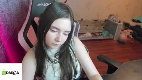 melisanilson online show from February 11, 2026, 11:21 pm