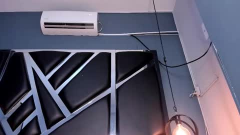 melissa_23_ online show from February 5, 2026, 11:37 am