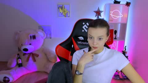 Melissa online show from December 23, 2024, 10:55 pm