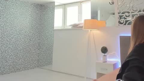 MelissaCrayzy online show from June 1, 2026, 5:31 am