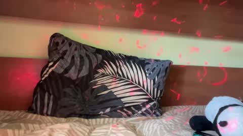 Snapshot of melissakelller chatting on March 27, 2026, 10:48 am cutebutnyet online show from March 27, 2026, 10:48 am