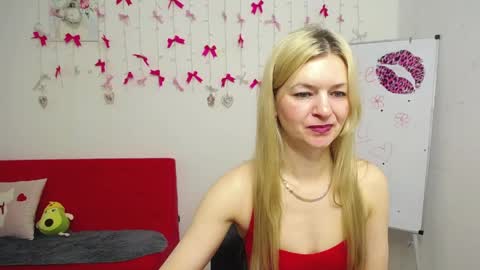 Snapshot of melissatylerbb chatting on April 26, 2026, 5:38 am Melissa online show from April 26, 2026, 5:38 am