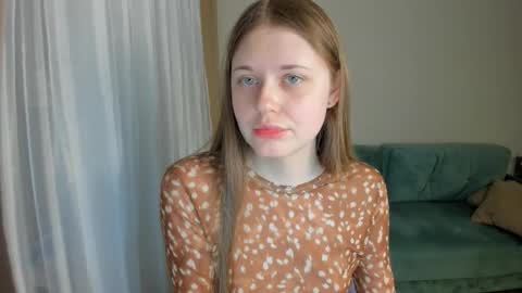 Snapshot of melissssa_bloom chatting on February 23, 2026, 9:12 pm Melissa online show from February 23, 2026, 9:12 pm