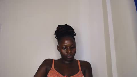 Snapshot of mellanin_pretty_ chatting on December 22, 2024, 9:11 am . online show from December 22, 2024, 9:11 am