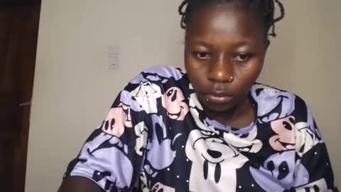 Snapshot of mellanin_pretty_ chatting on February 28, 2026, 4:13 am . online show from February 28, 2026, 4:13 am