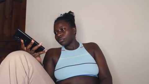 Snapshot of mellanin_pretty_ chatting on March 30, 2026, 6:36 am . online show from March 30, 2026, 6:36 am