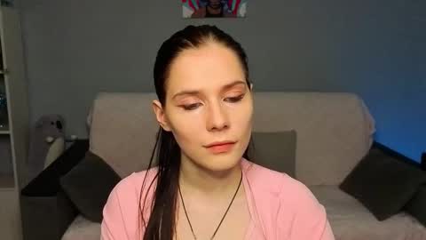 mellhyees online show from March 4, 2026, 5:30 pm