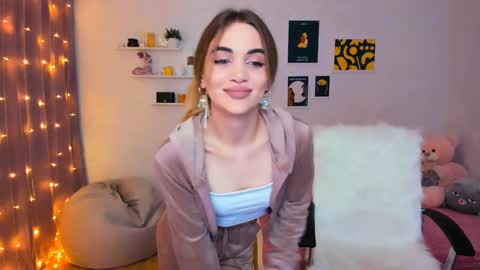 Snapshot of mellifluoustess chatting on December 25, 2024, 8:28 pm Tessa online show from December 25, 2024, 8:28 pm