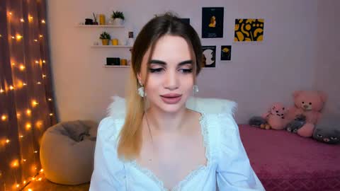 Snapshot of mellifluoustess chatting on January 10, 2025, 9:53 pm Tessa online show from January 10, 2025, 9:53 pm