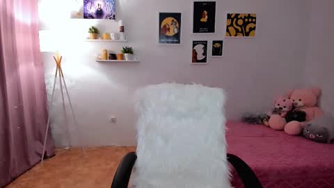 Snapshot of mellifluoustess chatting on February 27, 2025, 12:32 am Tessa online show from February 27, 2025, 12:32 am