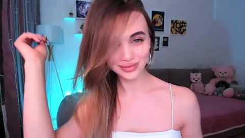 Snapshot of mellifluoustess chatting on March 9, 2025, 10:52 pm Tessa online show from March 9, 2025, 10:52 pm