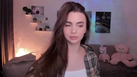 Tessa online show from July 1, 2026, 4:25 am