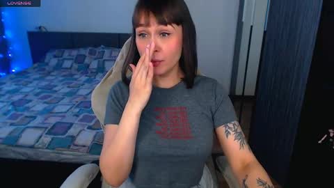 Mel online show from April 21, 2026, 10:43 am