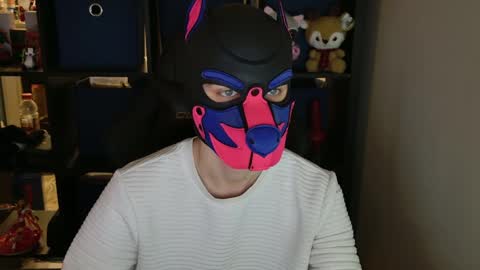 Snapshot of mellpup chatting on April 20, 2026, 12:08 pm MellPUP online show from April 20, 2026, 12:08 pm