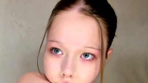 Snapshot of melmooon chatting on July 15, 2026, 8:58 pm MelMooon online show from July 15, 2026, 8:58 pm