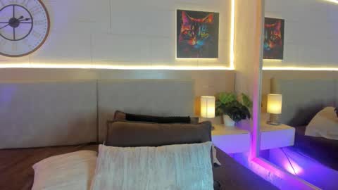 Melody online show from October 26, 2025, 3:12 am