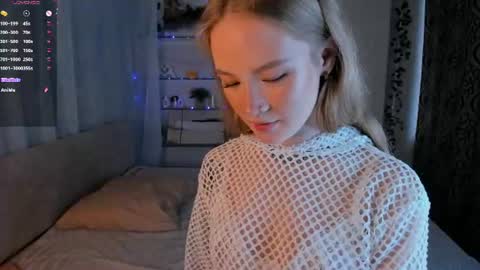 Snapshot of melodievejar chatting on June 11, 2026, 4:21 am melodievejar online show from June 11, 2026, 4:21 am