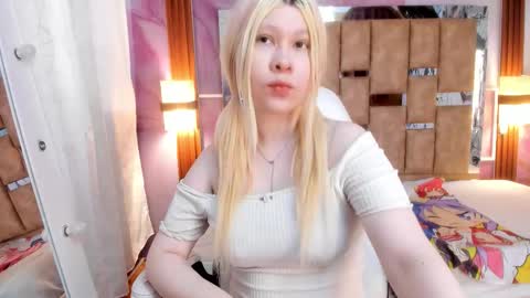 melody_lollii online show from November 12, 2025, 6:19 pm