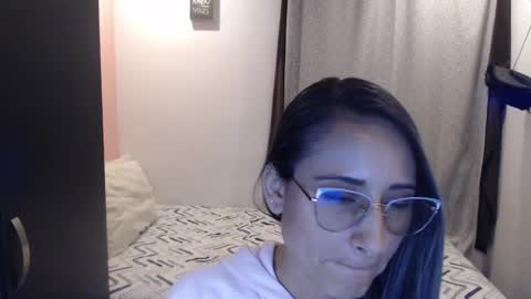 Snapshot of melody_sofia1 chatting on December 7, 2024, 3:36 am Melody online show from December 7, 2024, 3:36 am
