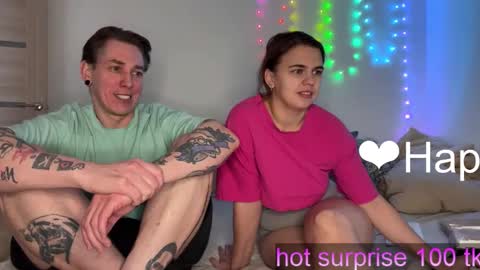 melody_song online show from February 14, 2026, 5:59 am