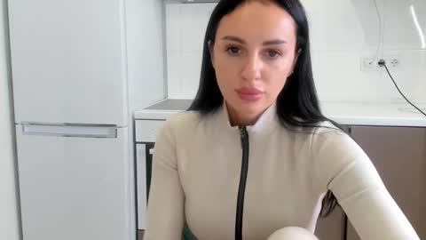 Masha online show from November 9, 2025, 7:28 am