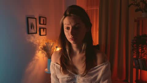 Snapshot of melodykey_x chatting on December 23, 2024, 3:55 pm melody online show from December 23, 2024, 3:55 pm